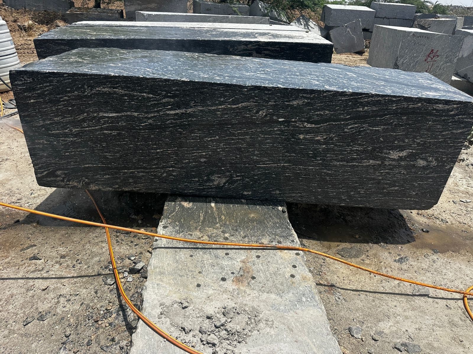 Marble Stones detail 3